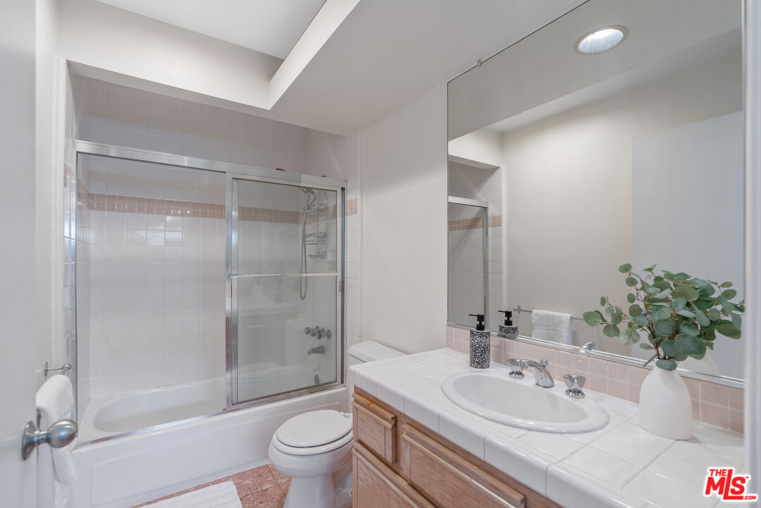 2131 Griffith Park Boulevard Los Angeles, CA 90039 - Photo 36 of 42