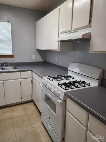 $995 | 1901 West Government Street, Pensacola, FL 32502