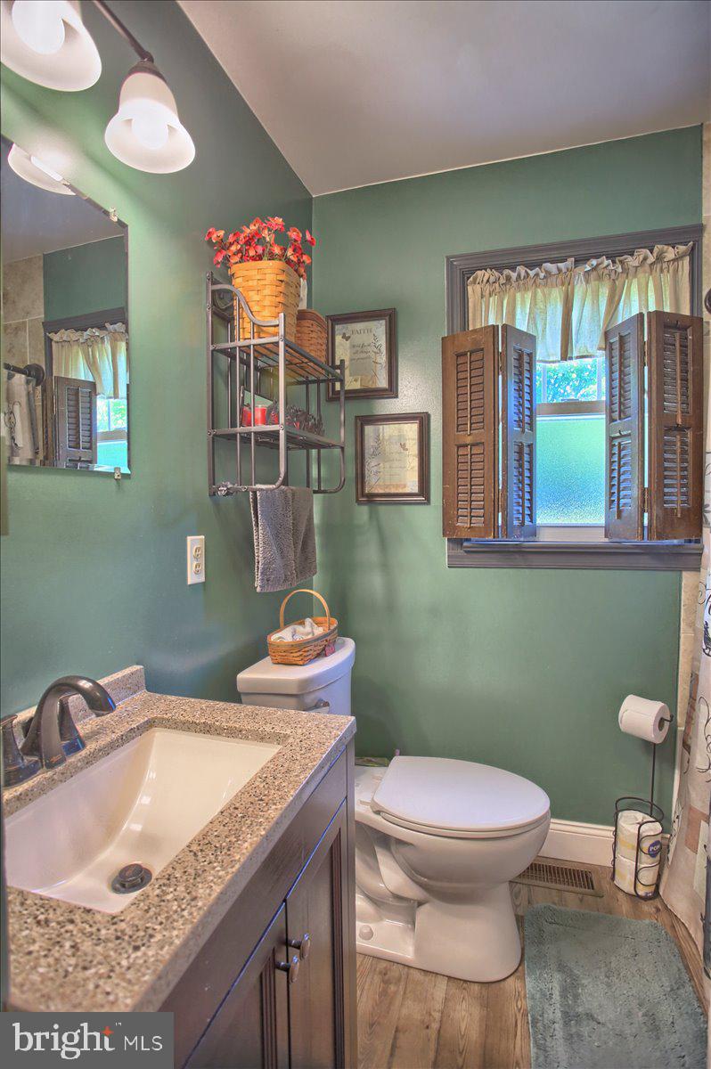 3095 Spring Road Carlisle, PA 17013 - Photo 14 of 28 Gallery Image 14