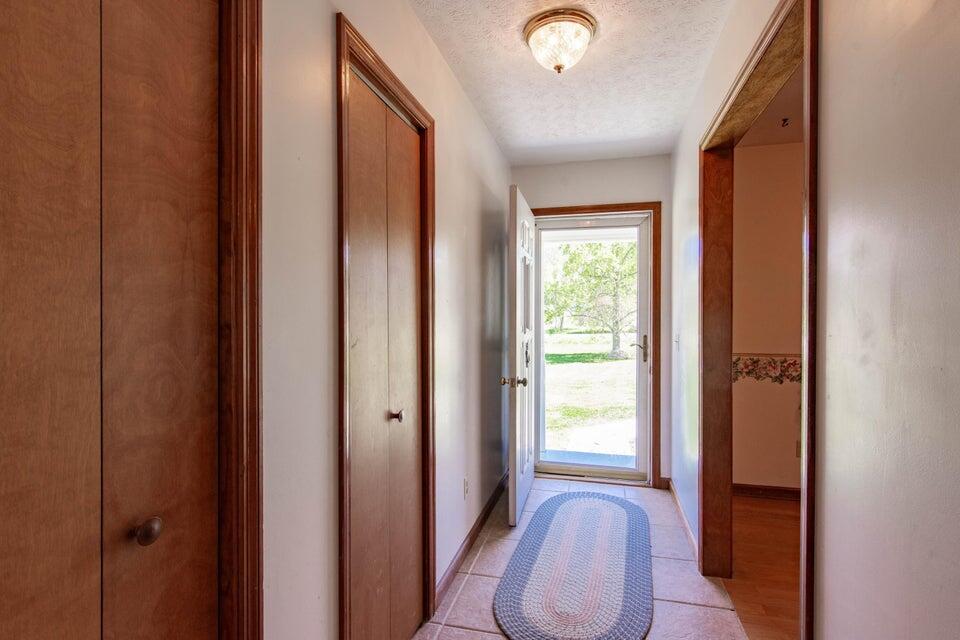 1056 Pin Hook Road Spring City, TN 37381 - Photo 4 of 42 4