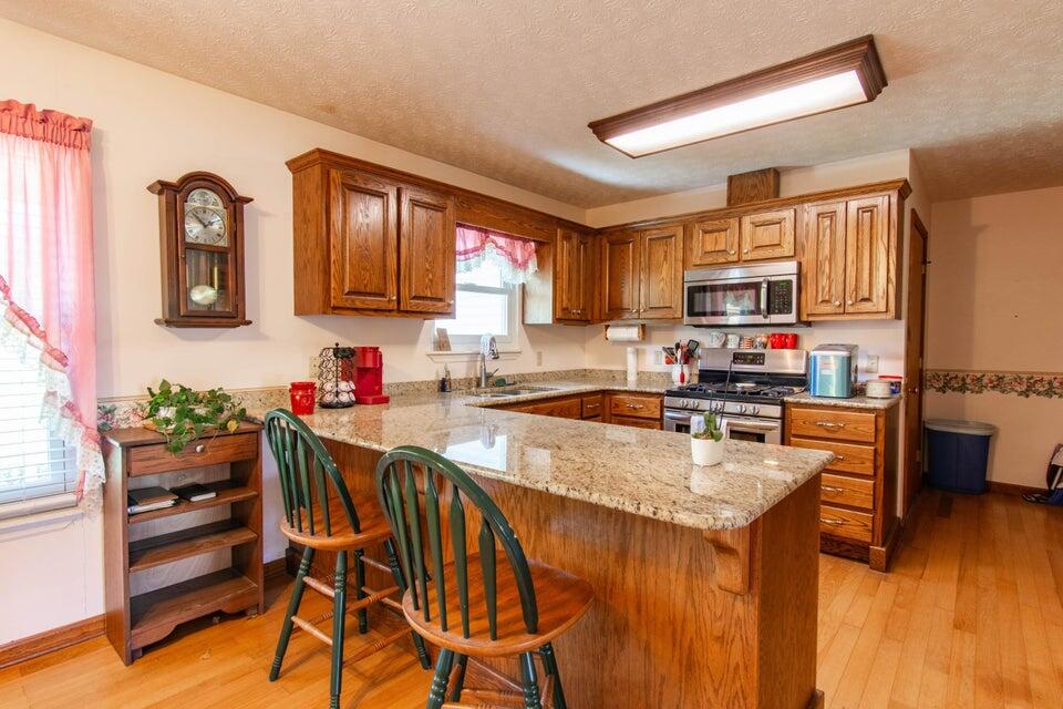 1056 Pin Hook Road Spring City, TN 37381 - Photo 7 of 42 7