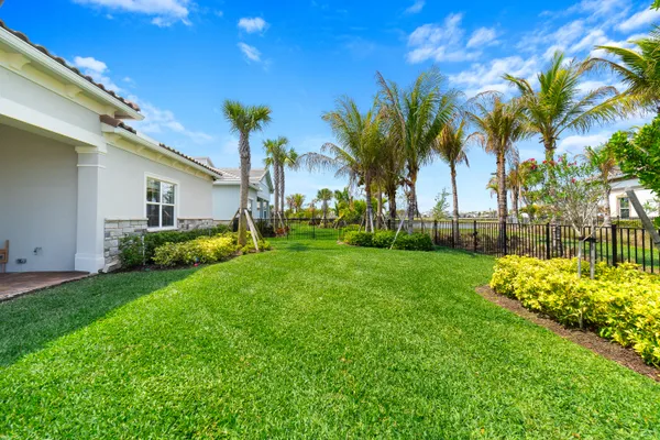 $749,000 | 12305 Frontline Lane, Palm Beach Gardens, FL 33412