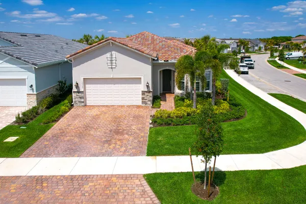 $749,000 | 12305 Frontline Lane, Palm Beach Gardens, FL 33412