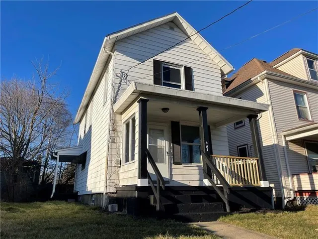 $950 | 405 Sumner Avenue, New Castle, PA 16105