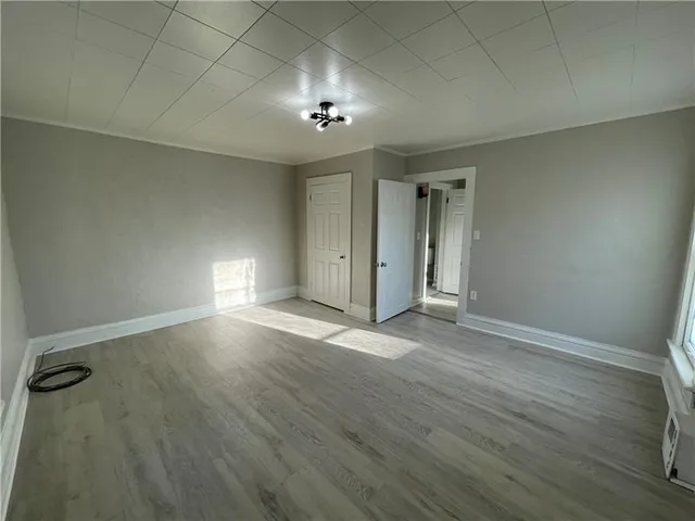 $950 | 405 Sumner Avenue, New Castle, PA 16105