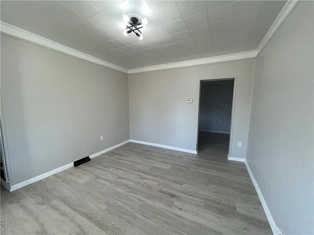 $950 | 405 Sumner Avenue, New Castle, PA 16105