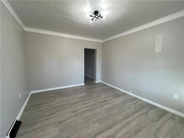 $950 | 405 Sumner Avenue, New Castle, PA 16105