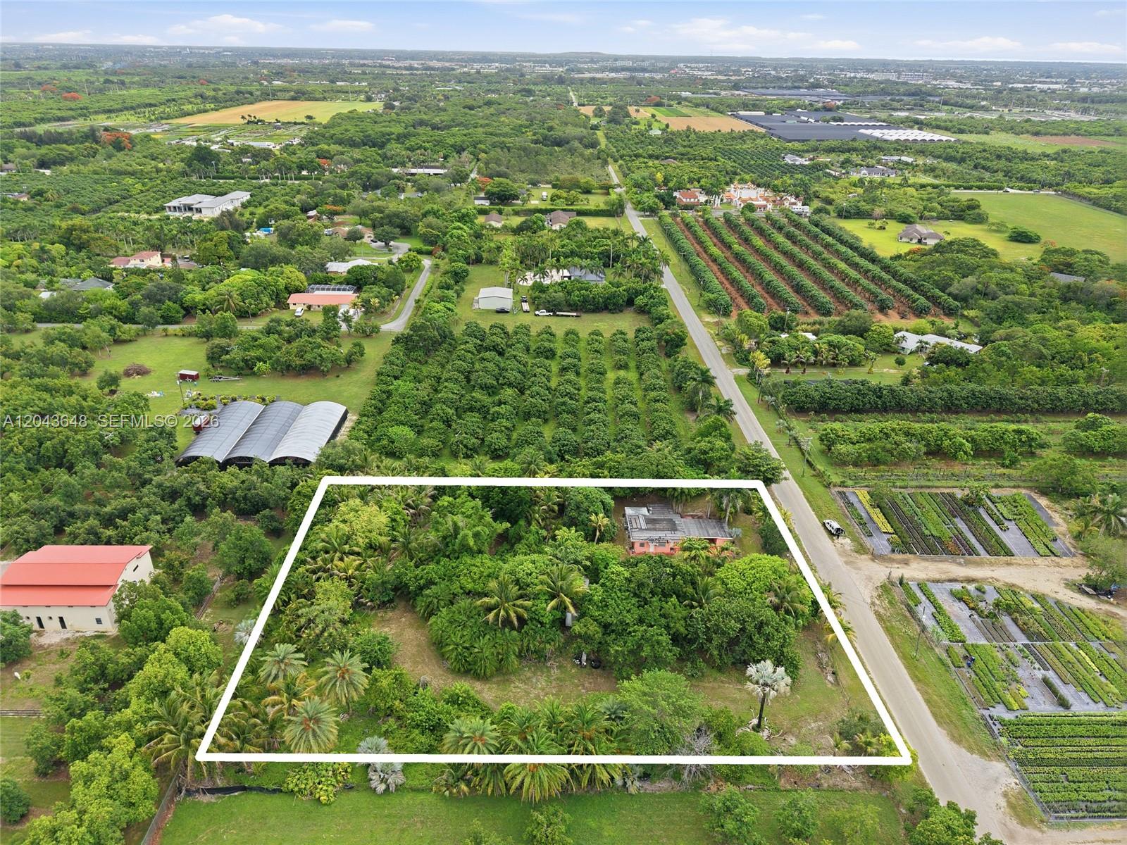 15401 Southwest 240th Street Homestead, FL 33032 - Photo 2 of 35