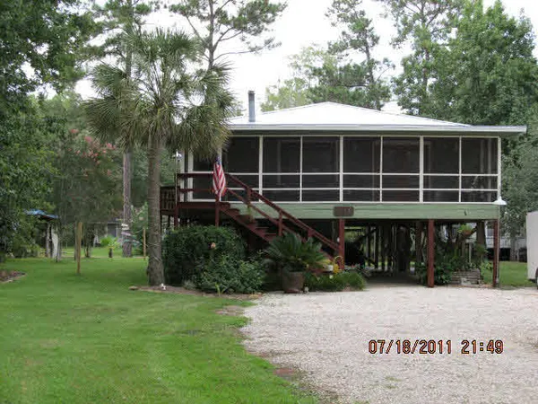 $1,400 | 10231 Bayou Circle, Fairhope, AL 36532