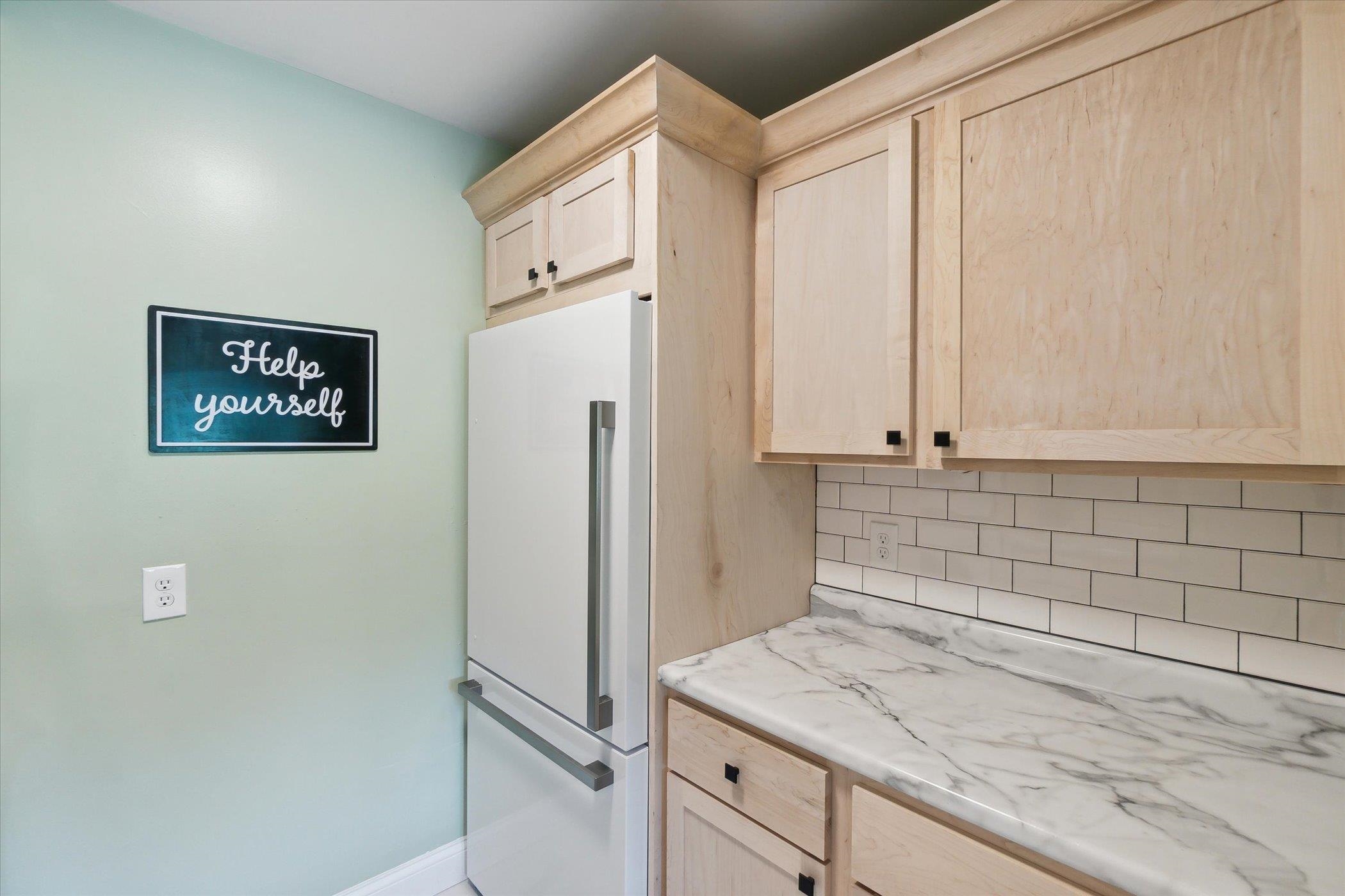9209 Peet Road Chesaning, MI 48616 - Photo 22 of 65 50145965-4e61c252-95fb-4b7c-89ae-5ccd9d5f21f4.JPG