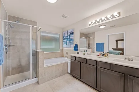 $335,000 | 6502 Wilshire Lakes, Houston, TX 77040