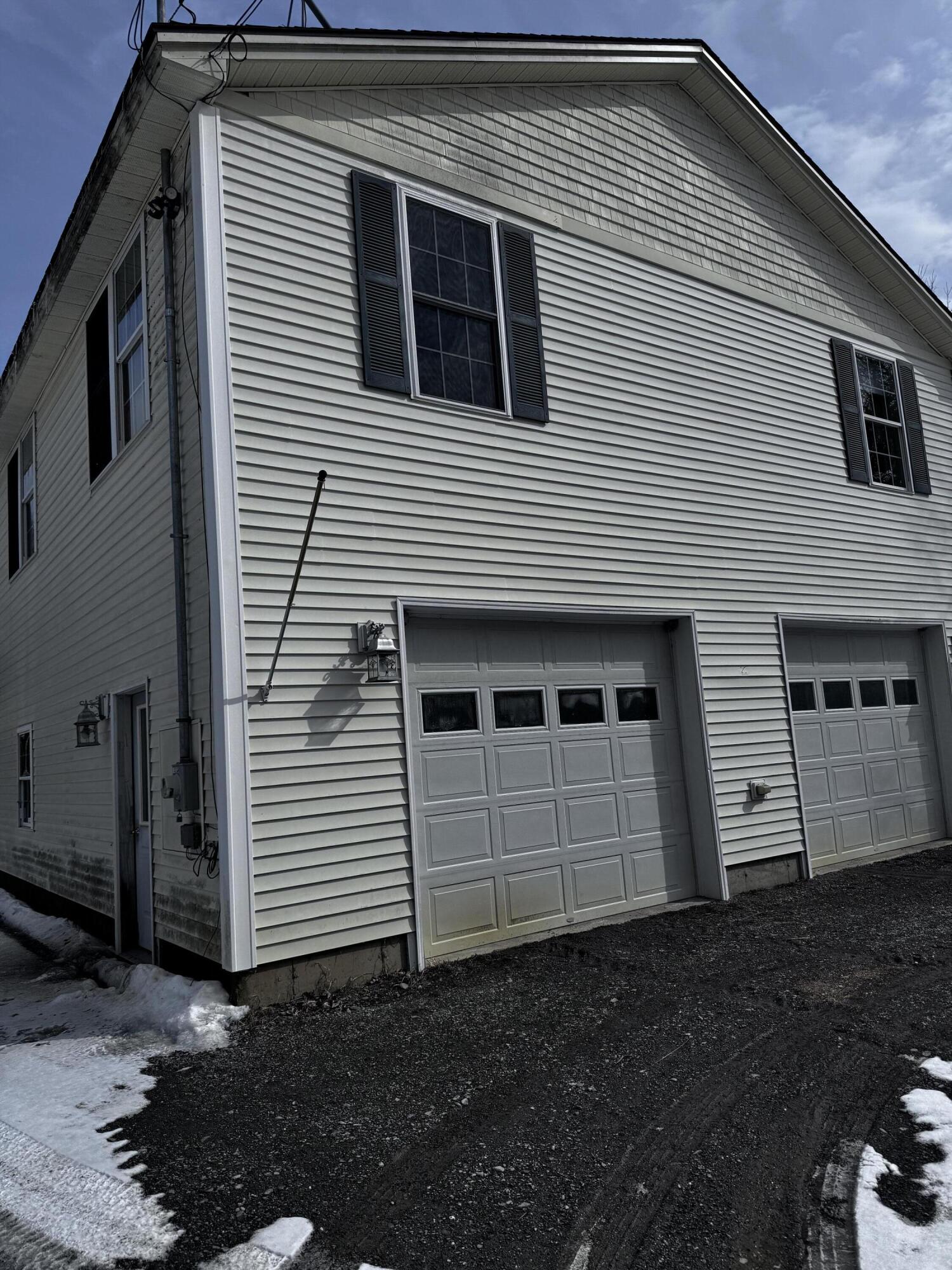 21 Glazier Lane Levant, ME 04456 - Photo 2 of 14 IMG_2283