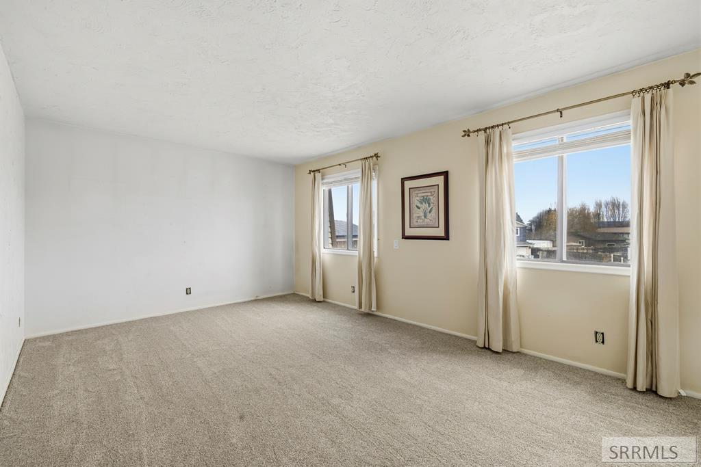 203 Hummingbird Place Shelley, ID 83274 - Photo 7 of 29