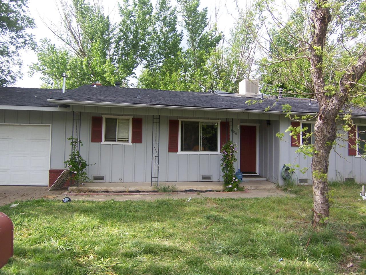 2870 North Bonnyview Road Redding, CA 96001 - Photo 1 of 3 Front