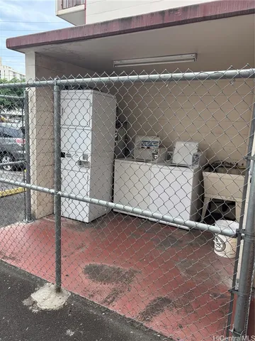 $1,675 | 810 University Avenue, Unit 303, Honolulu, HI 96826