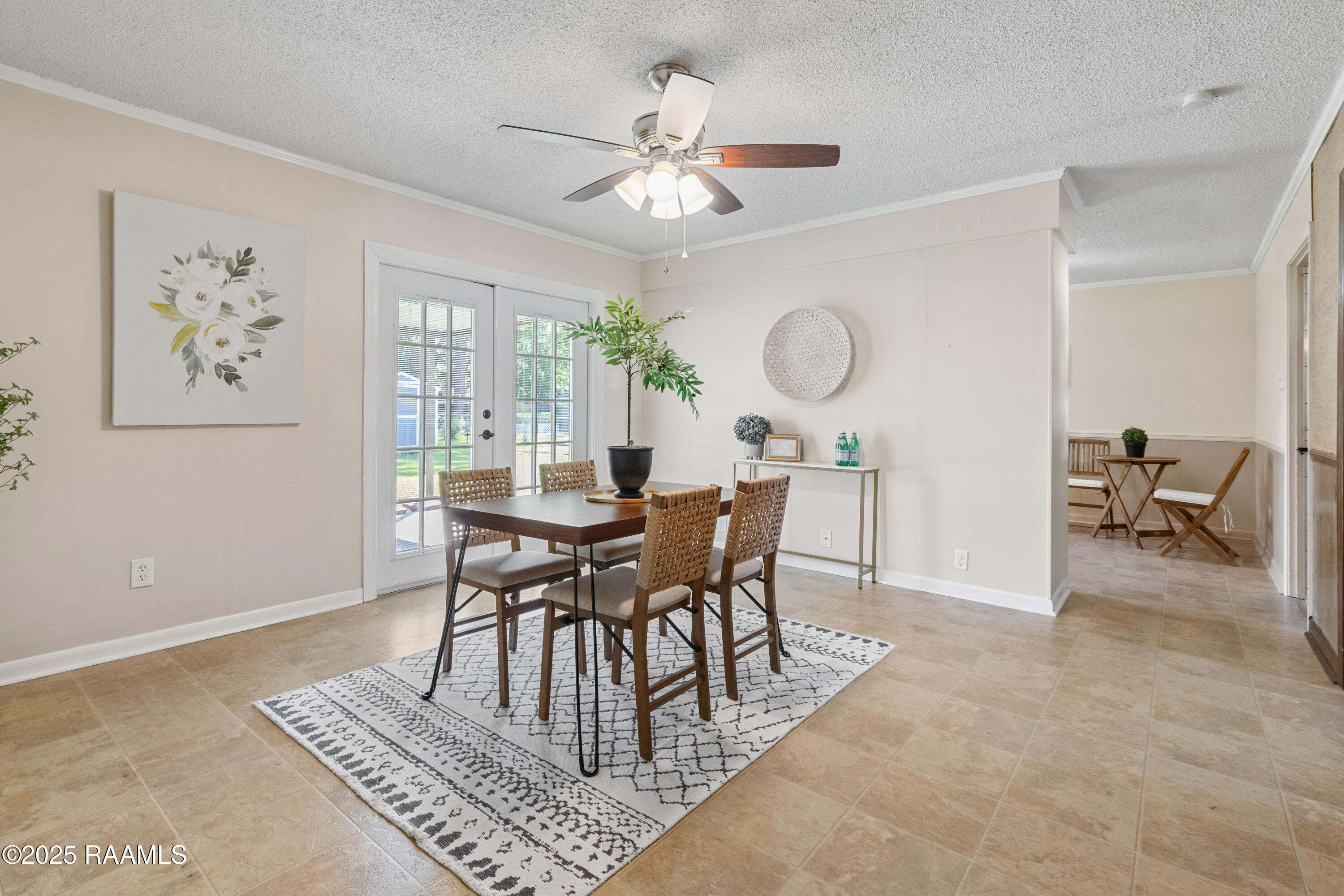 109 Normandy Road Lafayette, LA 70503 - Photo 5 of 19 109Normandy-18