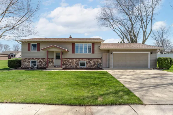 $250,000 | 722 South Diane Street, Chilton, WI 53014