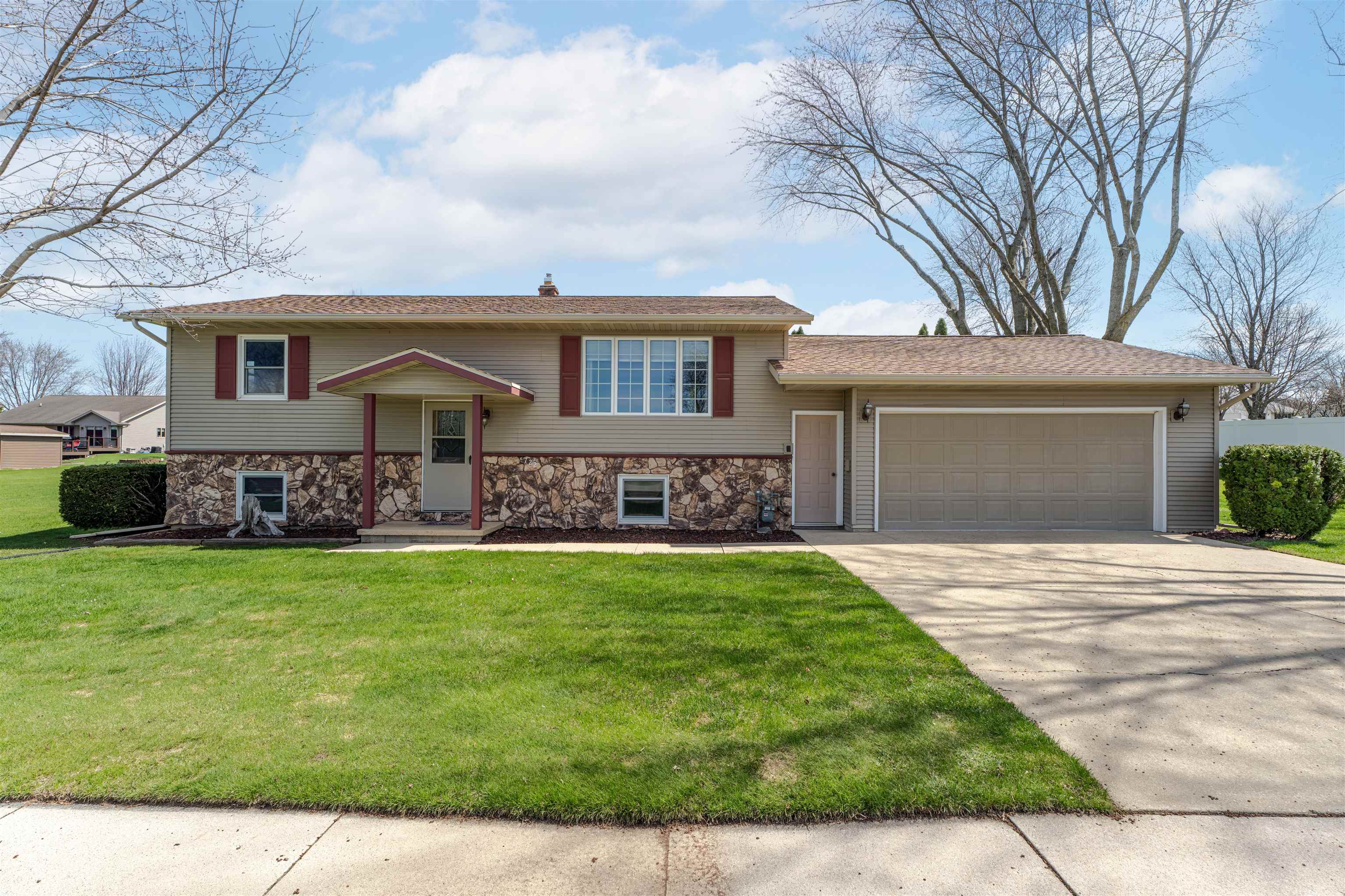 722 South Diane Street Chilton, WI 53014 - Photo 1 of 42