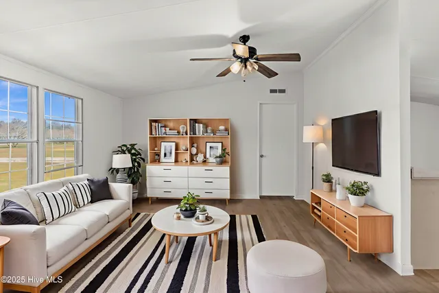 $225,500 | 106 Theodore Lane, New Bern, NC 28560