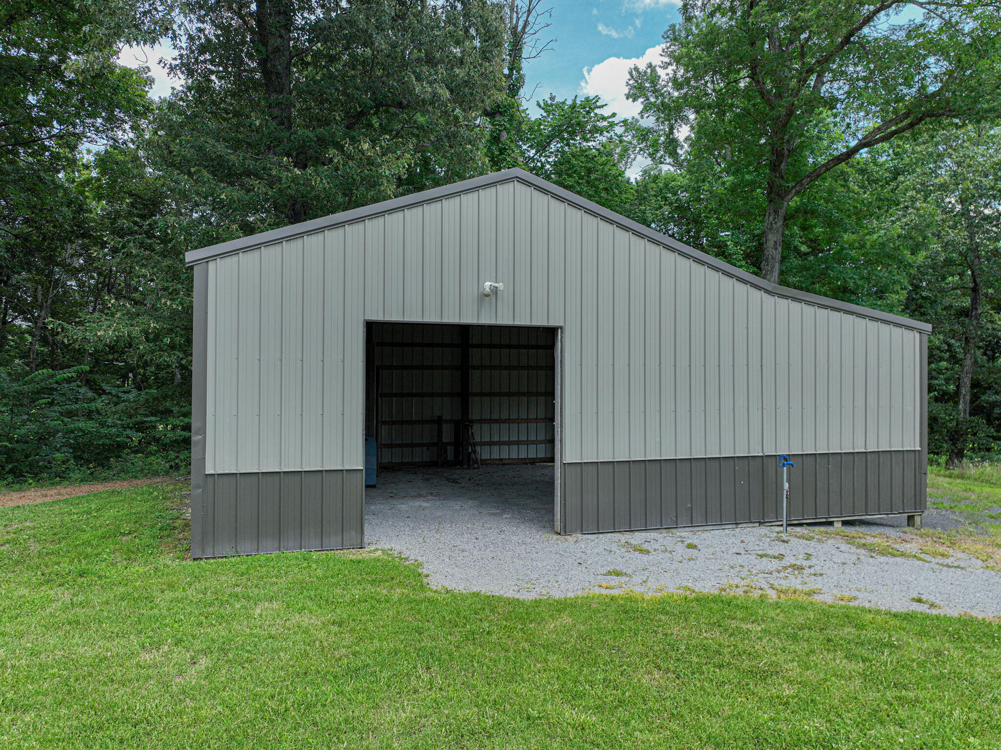 2538 Fraser Road Wickliffe, KY 42087 - Photo 10 of 50 Equipment Shed