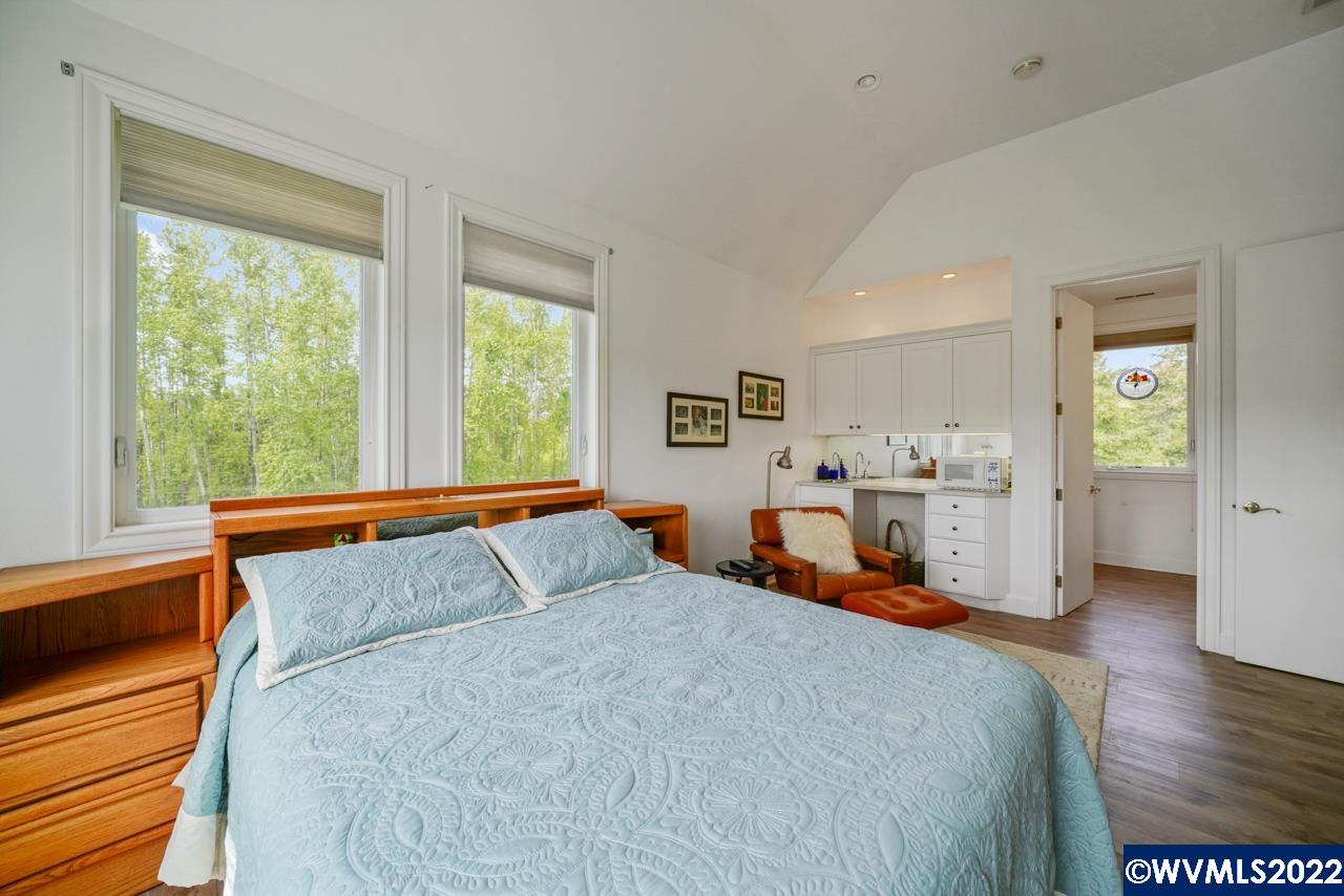 4040 Illahe Hill Road South Salem, OR 97302 - Photo 30 of 42