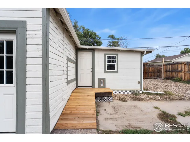 $395,000 | 3085 West 64th Avenue, Denver, CO 80221