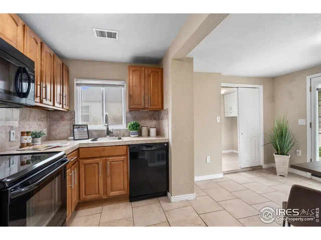 $395,000 | 3085 West 64th Avenue, Denver, CO 80221