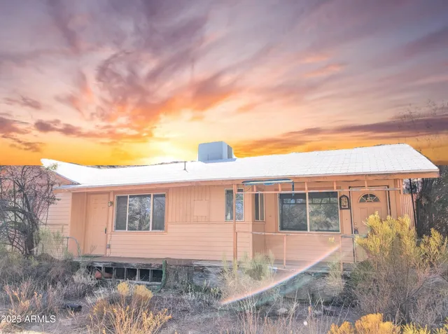 $80,000 | 642 West Eagles Bluff, Globe, AZ 85501