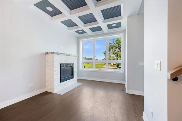 $4,000 | 6241 South Woodlawn Avenue, Chicago, IL 60637