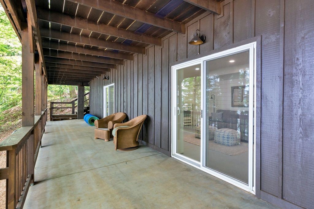 185 Brown Oldham Ln Spring Spring City, TN 37381 - Photo 28 of 31 a view of an outdoor space with porch and furniture