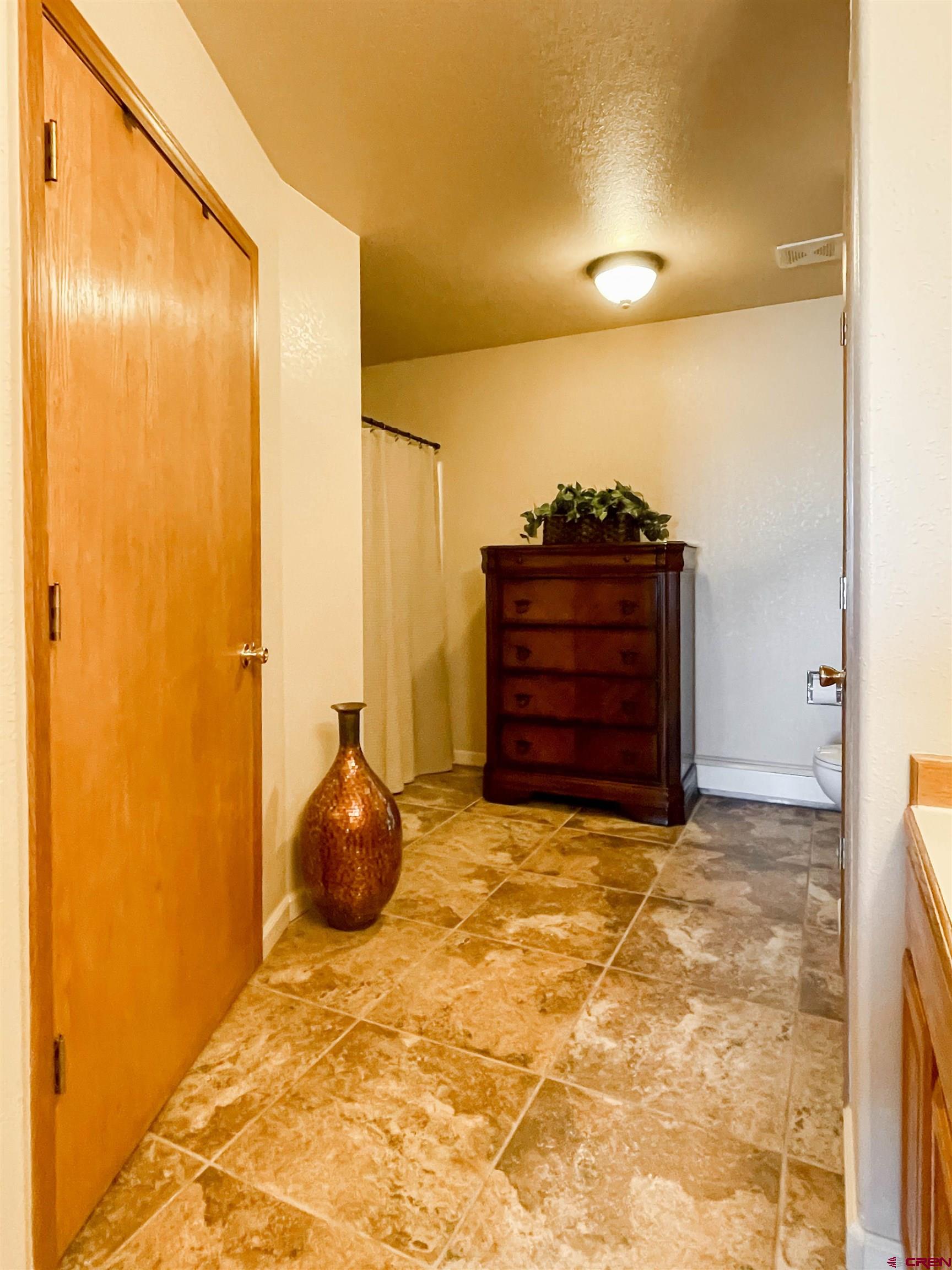 2535 1585 Road Delta, CO 81416 - Photo 16 of 35 a view of room with furniture