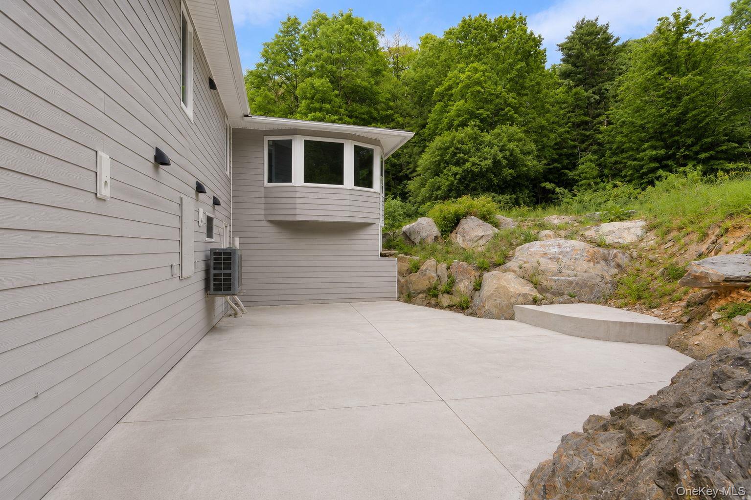 117 Camp Road Red Hook, NY 12571 - Photo 5 of 50