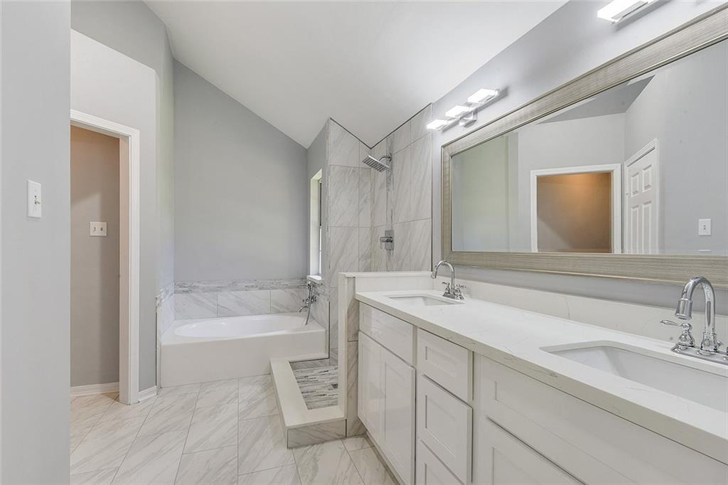 32 Trace Loop Mandeville, LA 70448 - Photo 5 of 15 Gallery Image 5