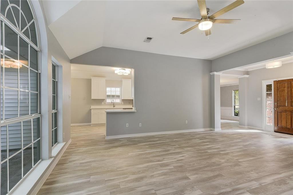 32 Trace Loop Mandeville, LA 70448 - Photo 8 of 15 Gallery Image 8