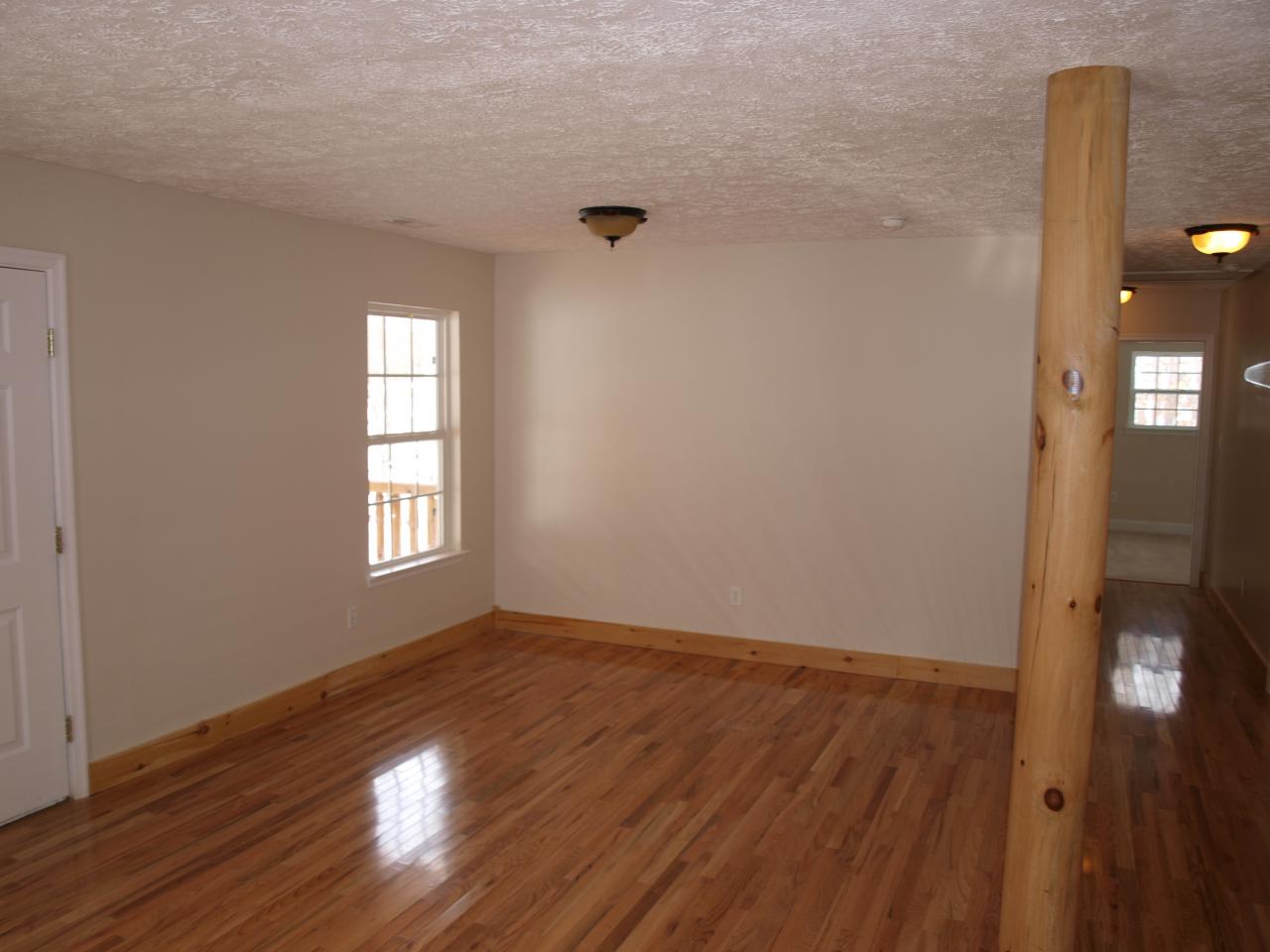 1419 Cutlass Road Moneta, VA 24121 - Photo 11 of 15 great room