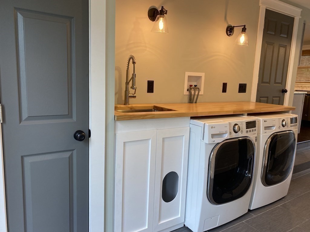 321 Porter Road East Longmeadow, MA 01028 - Photo 11 of 22 Gallery Image 11