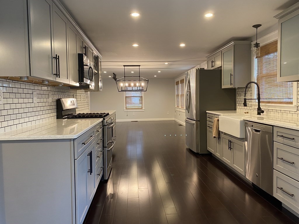 321 Porter Road East Longmeadow, MA 01028 - Photo 8 of 22 Gallery Image 8