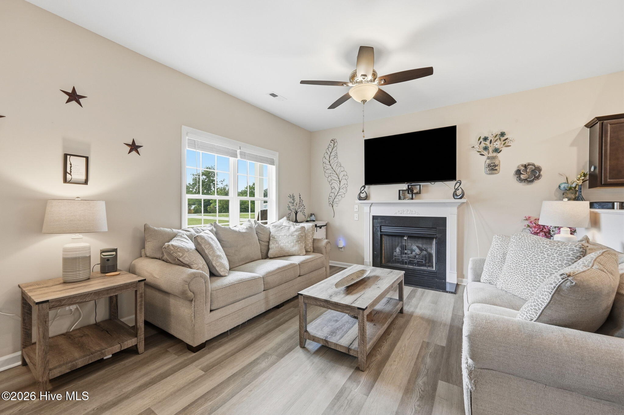217 Luther Banks Road Richlands, NC 28574 - Photo 8 of 53