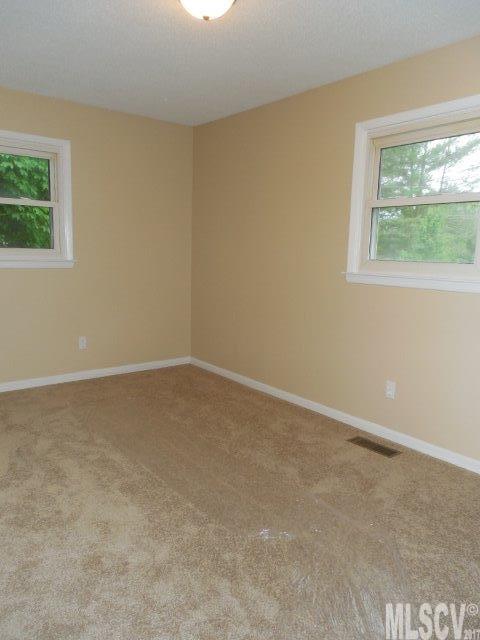 80 Riverdell Road Hickory, NC 28601 - Photo 4 of 22 Gallery Image 4