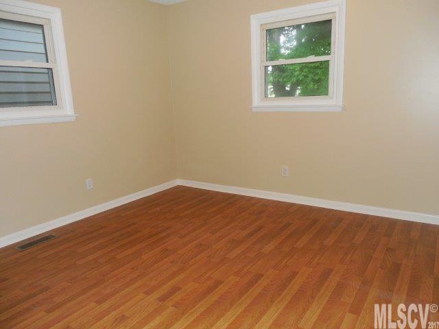80 Riverdell Road Hickory, NC 28601 - Photo 6 of 22 Gallery Image 6