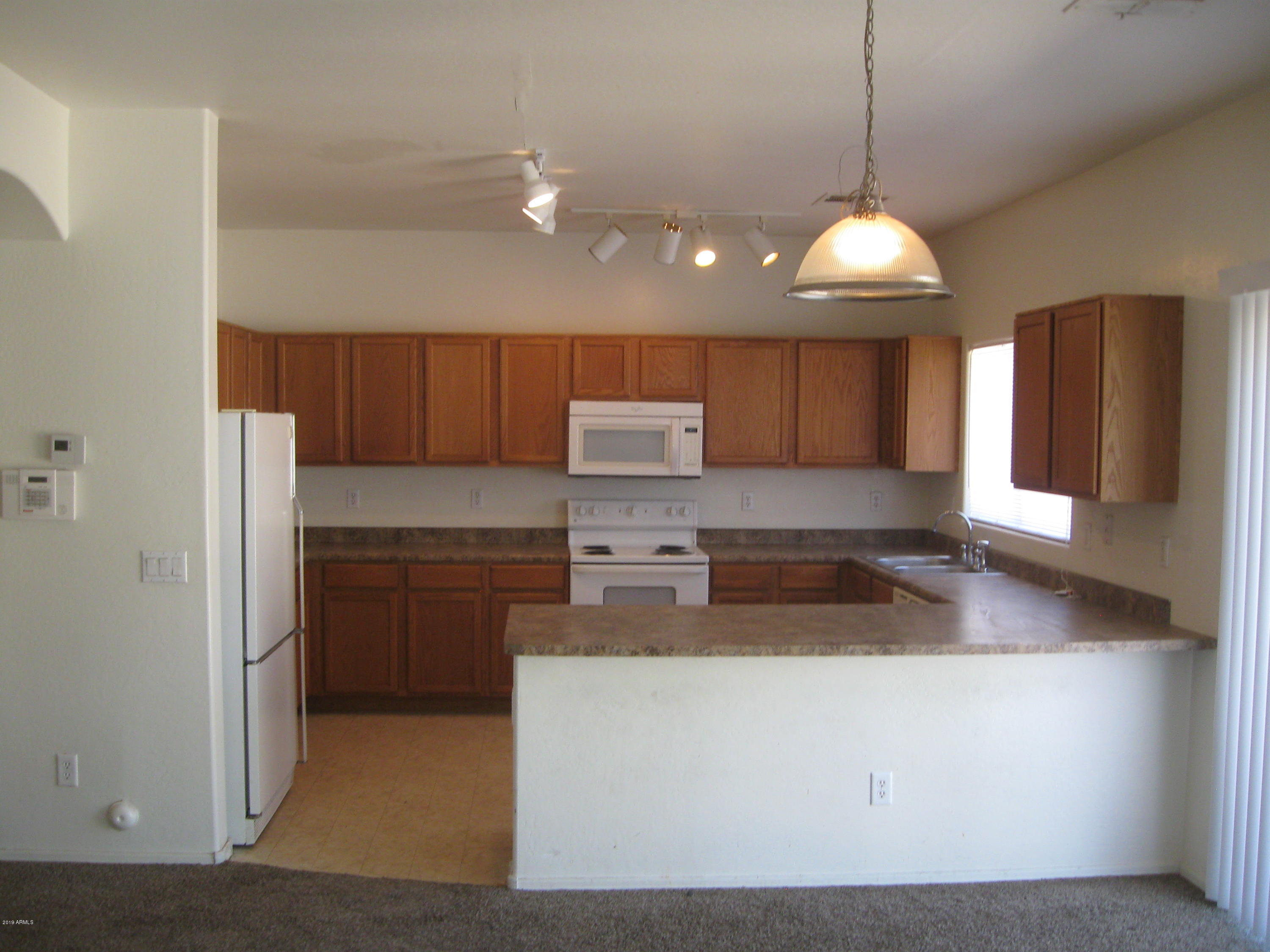 8746 West Heber Road Tolleson, AZ 85353 - Photo 5 of 36 IMG_7513