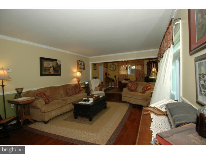 114 Jacobstown New Egypt Road Wrightstown, NJ 08562 - Photo 7 of 19
