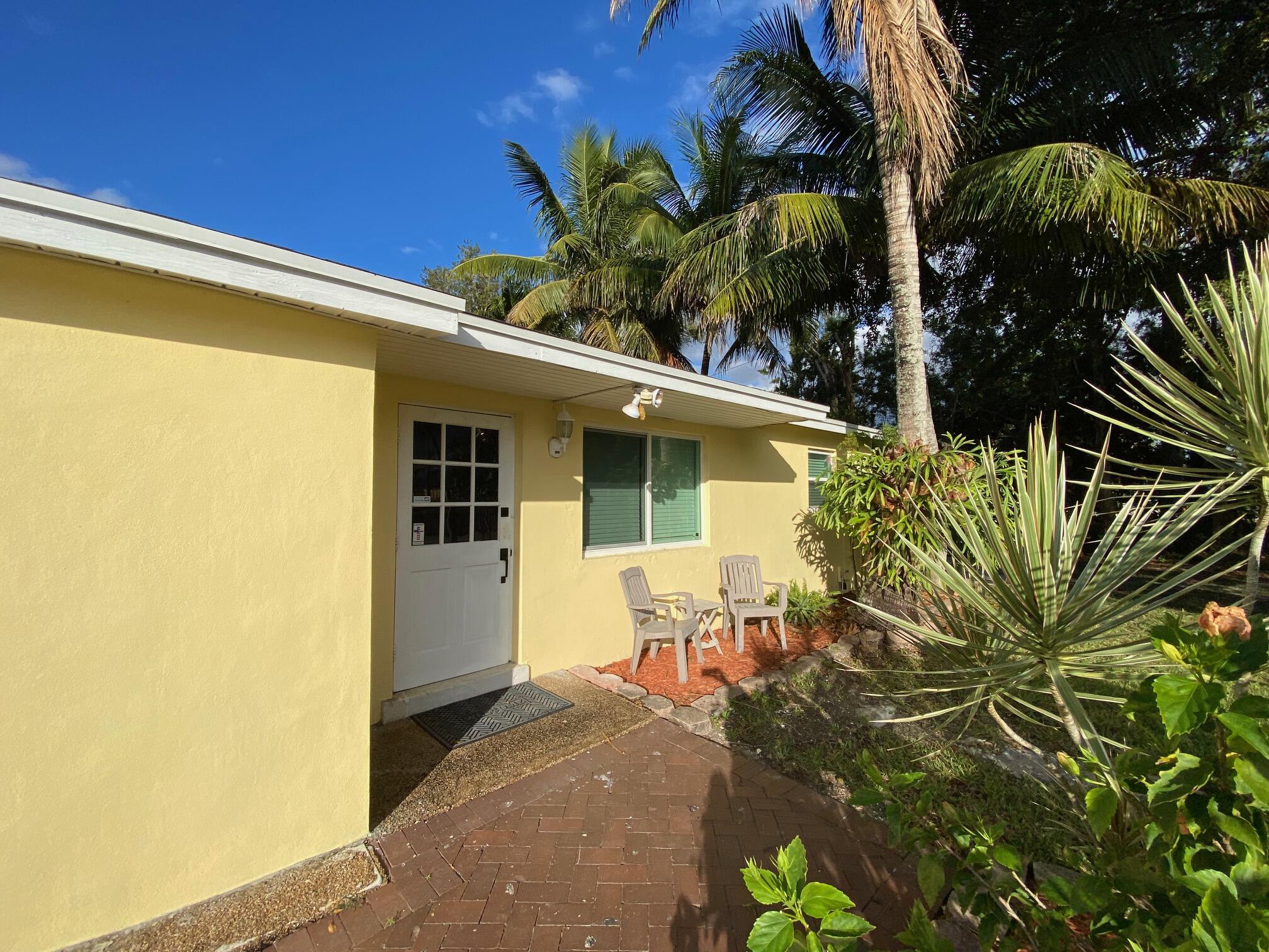 9015 Twig Road Wellington, FL 33467 - Photo 2 of 16 IMG_4136
