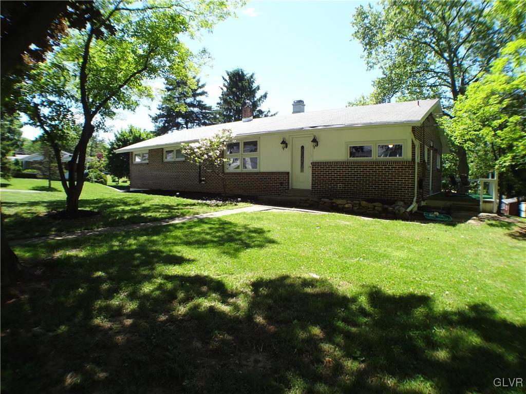 2018 Wirth Road Hellertown, PA 18055 - Photo 1 of 40 Gallery Image 1