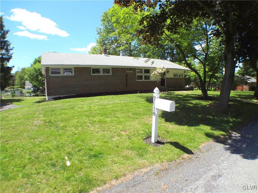 2018 Wirth Road Hellertown, PA 18055 - Photo 4 of 40 Gallery Image 4
