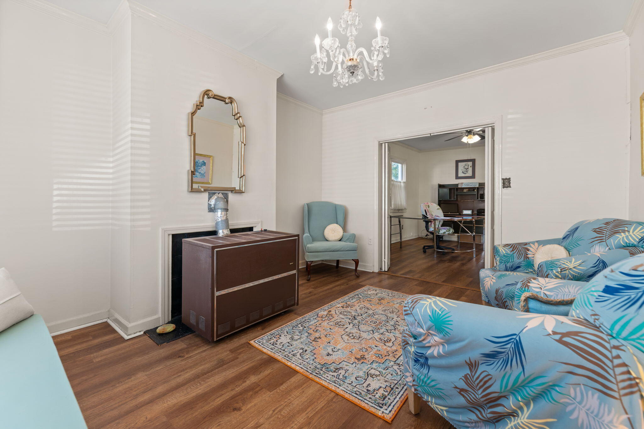 20-22 Larnes Street Charleston, SC 29403 - Photo 11 of 38 Living Room