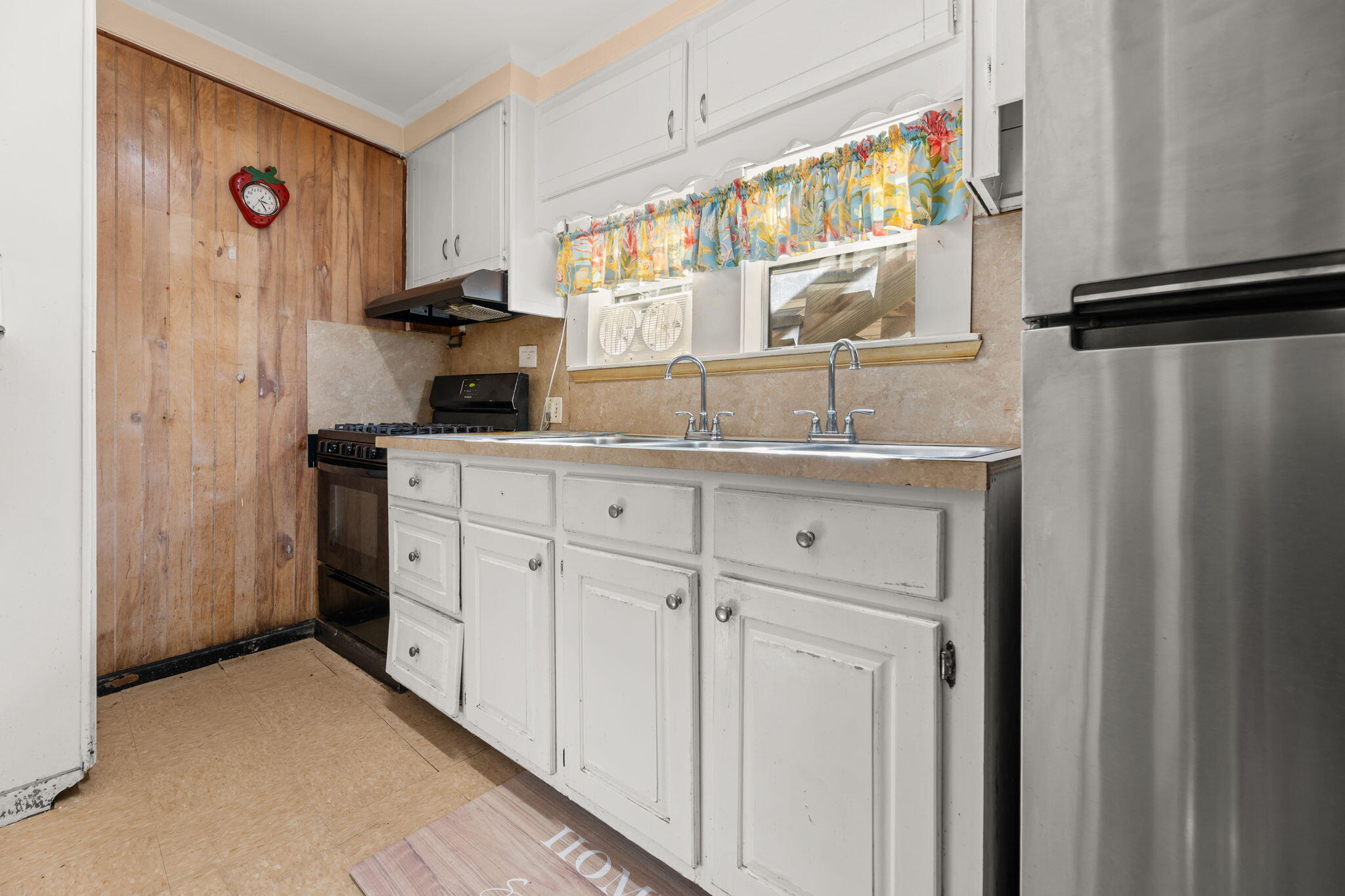 20-22 Larnes Street Charleston, SC 29403 - Photo 16 of 38 Kitchen