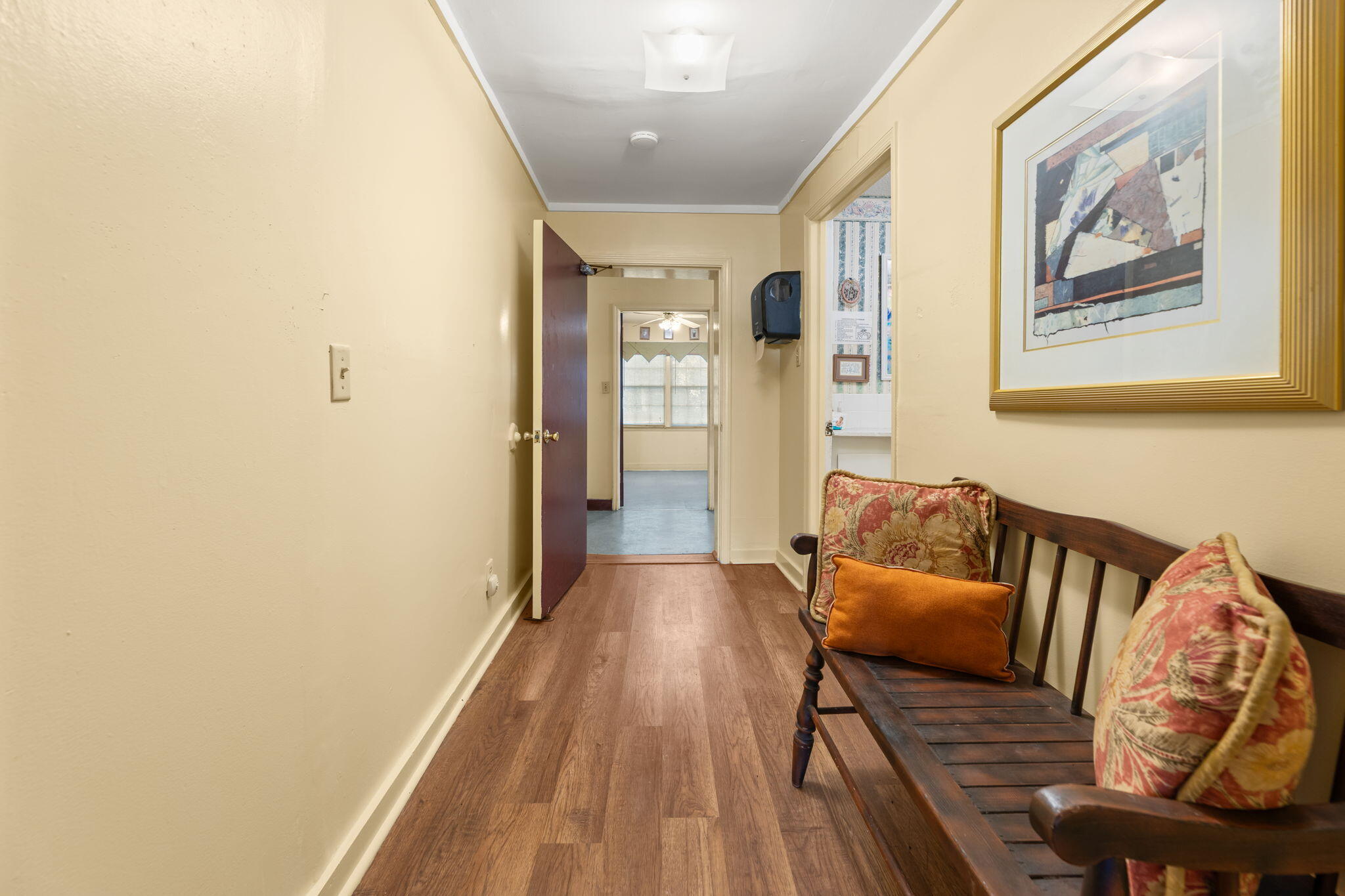 20-22 Larnes Street Charleston, SC 29403 - Photo 17 of 38 Hall