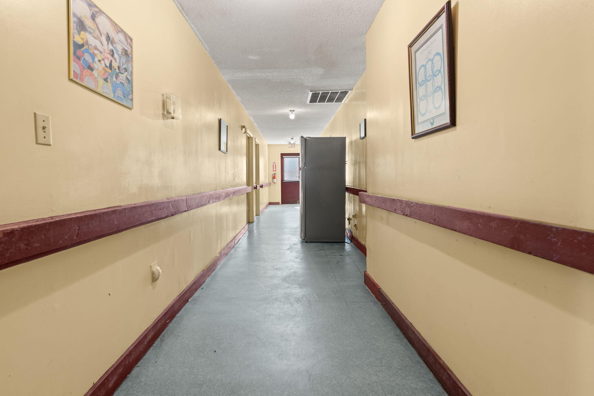 20-22 Larnes Street Charleston, SC 29403 - Photo 20 of 38 Hall