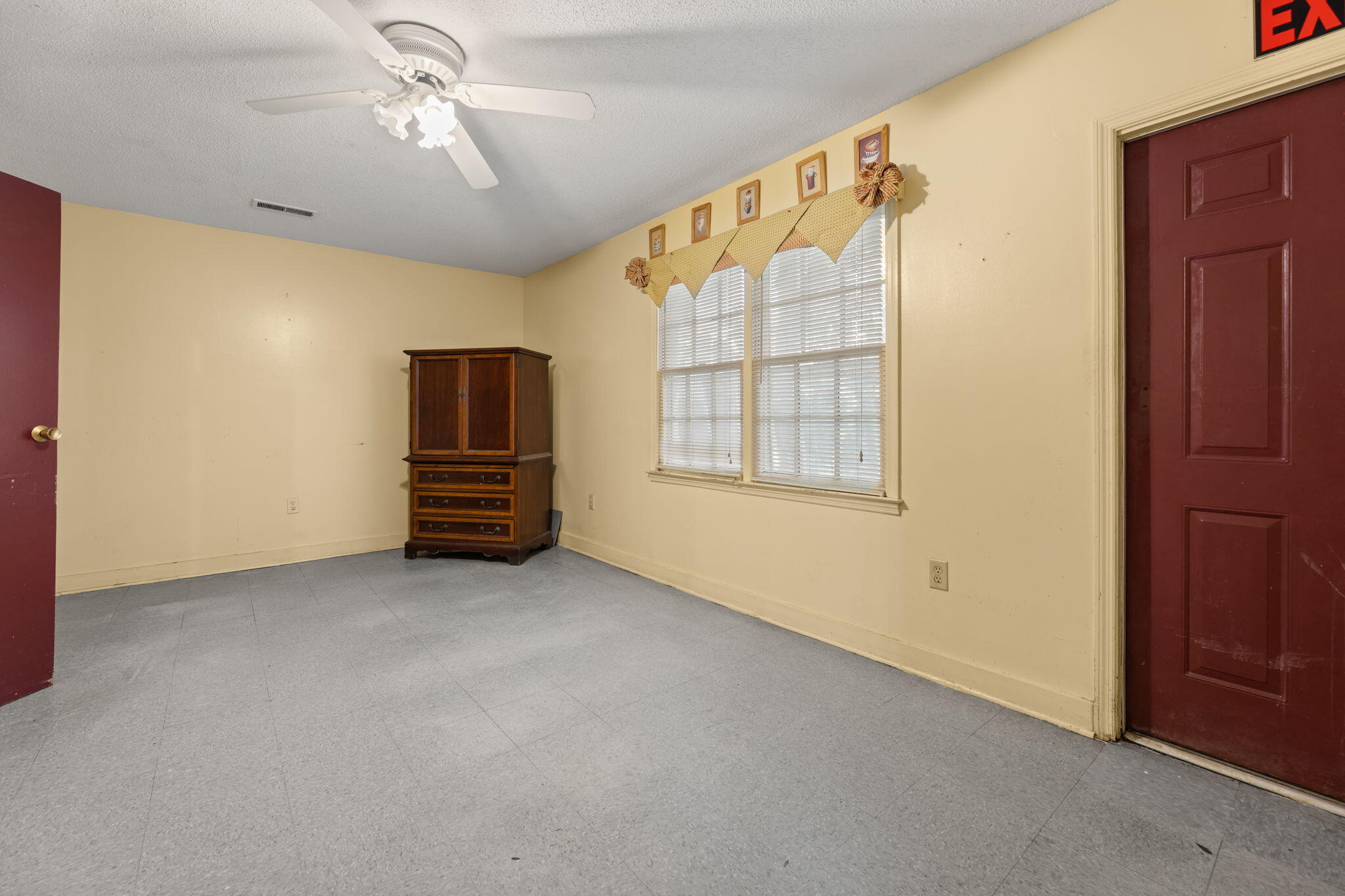 20-22 Larnes Street Charleston, SC 29403 - Photo 21 of 38 Bedroom